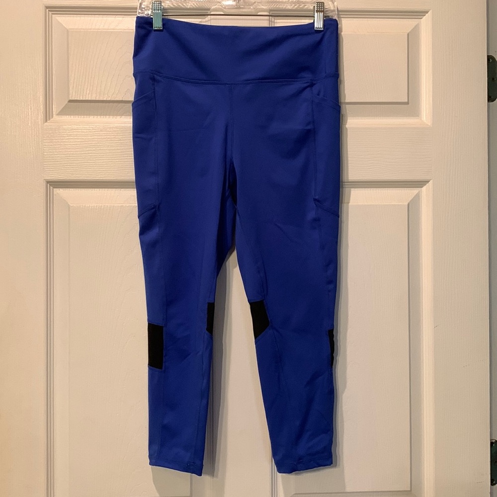 LuLaRoe Rise collection.  Fearless fitness leggings.